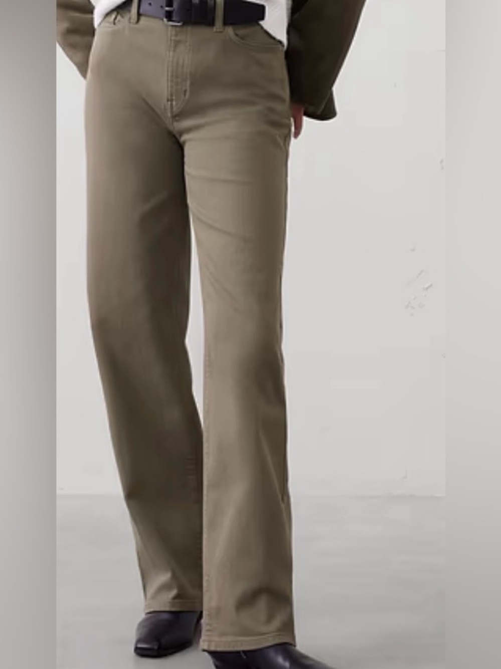 Banana Republic Straight High-Rise Jean